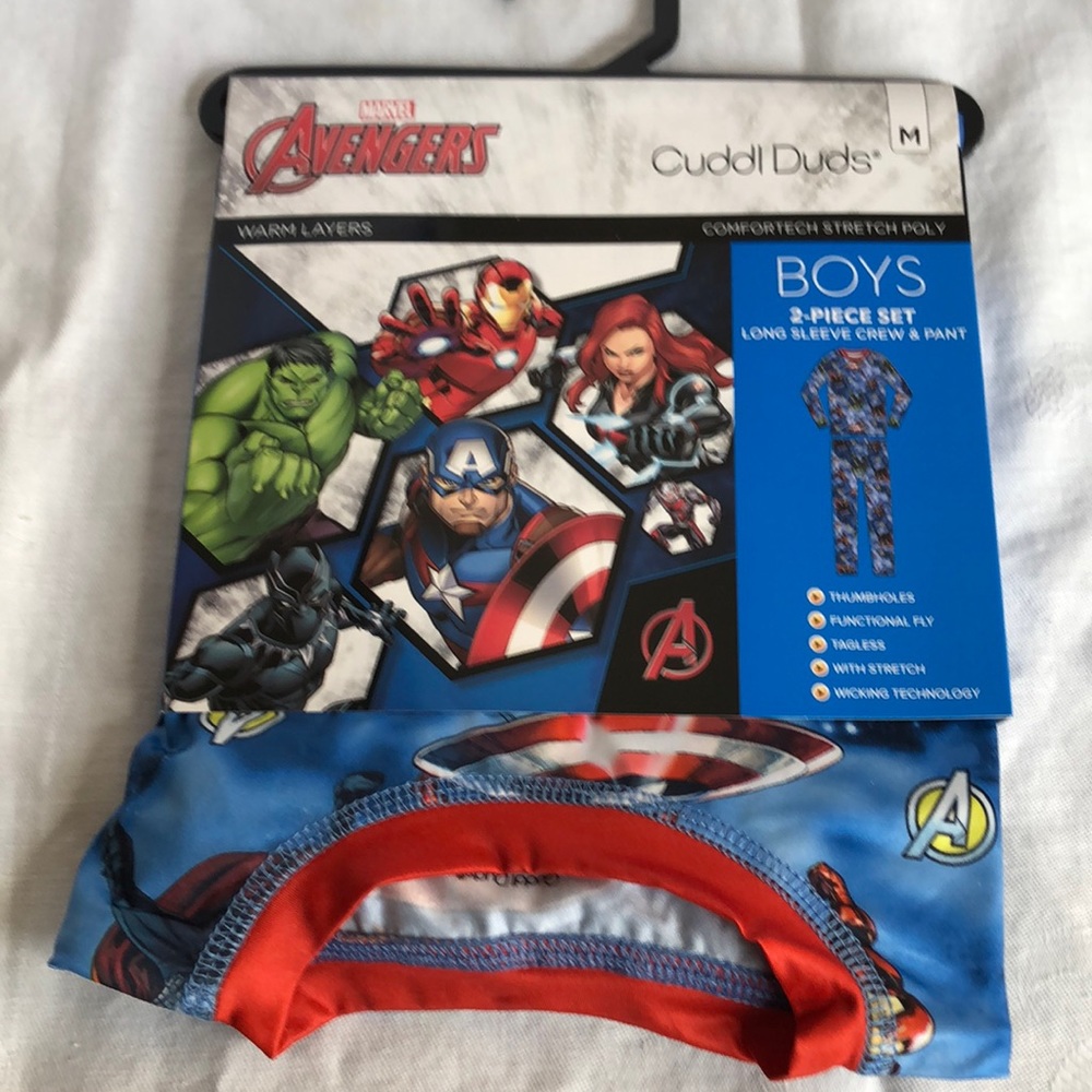 NWT Cuddl Duds Marvel Avengers Size M Boys 2-Piece Set Long Sleeve Crew & Pant